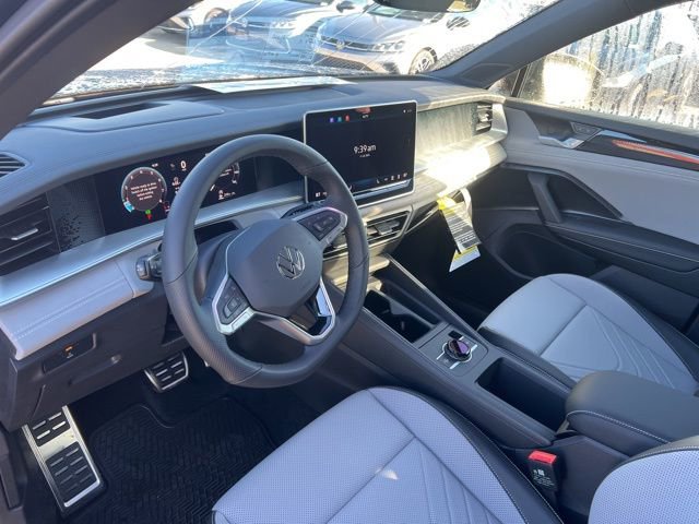 New 2026 Volkswagen Tiguan SE R-Line image 12