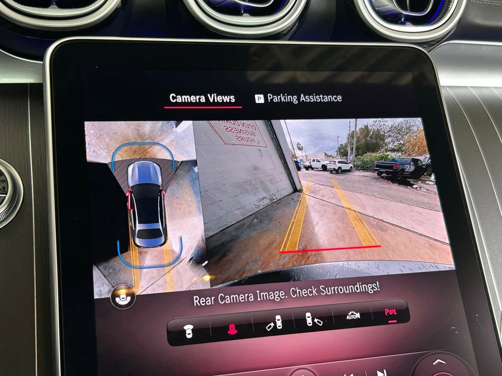 Used 2025 Mercedes-Benz C 300 4MATIC Sedan image 28