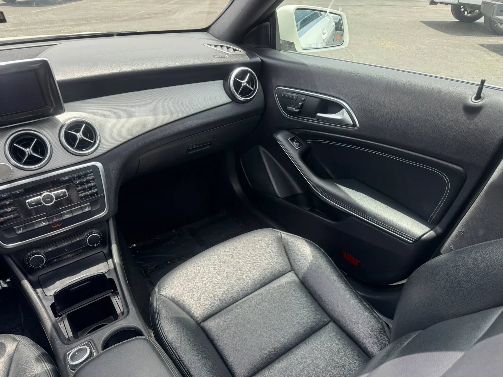 Used 2014 Mercedes-Benz CLA 250 image 26