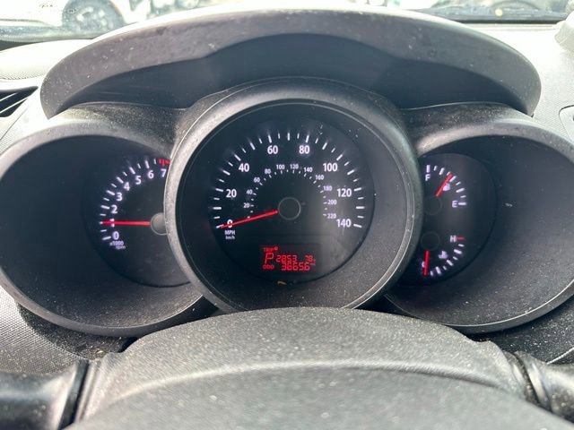 Used 2012 Kia Soul FWD image 16
