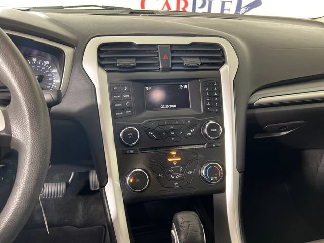 Used 2016 Ford Fusion S image 18