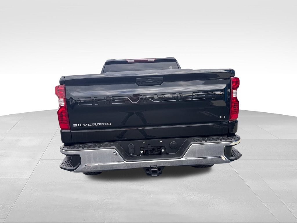 Used 2024 Chevrolet Silverado 1500 LT AWD/4WD image 4