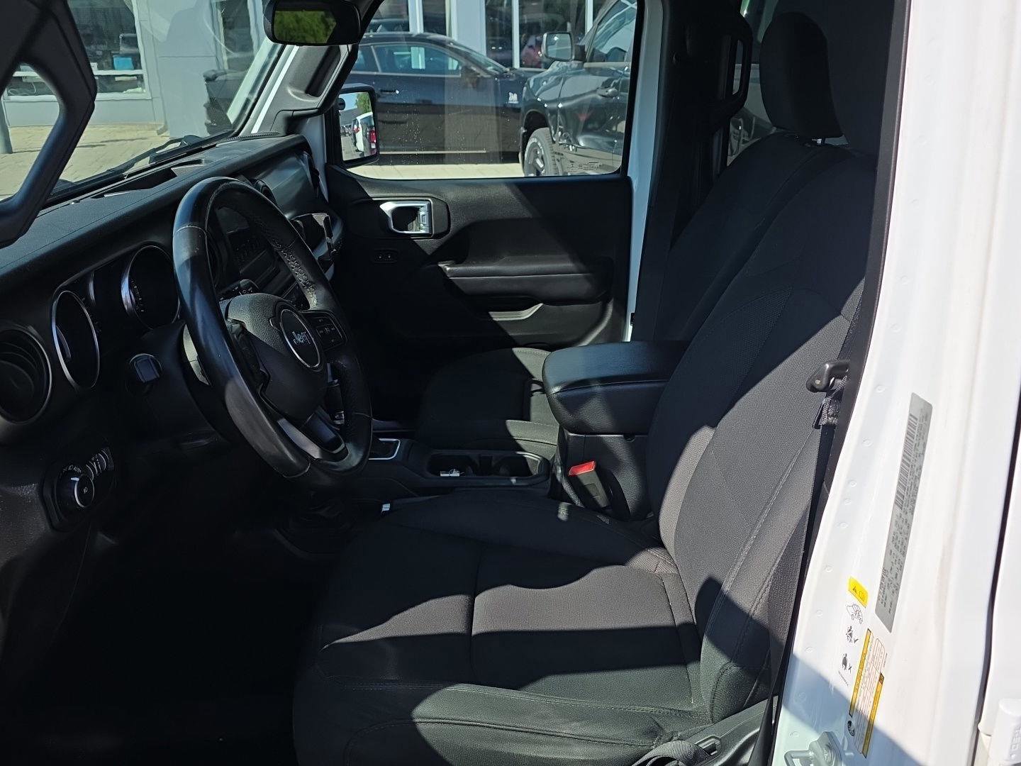Used 2019 Jeep Wrangler Unlimited Sport S AWD/4WD image 13