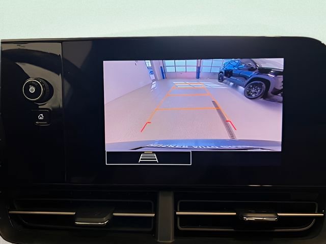 Used 2024 Chevrolet Trax RS image 25