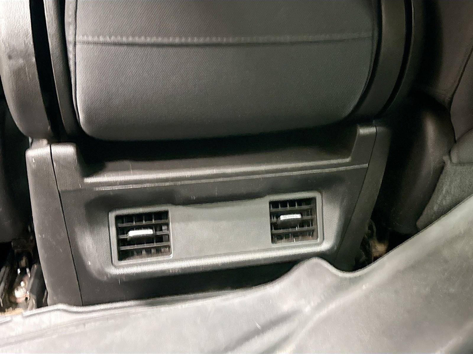 Used 2020 Chevrolet Silverado 1500 LT image 26