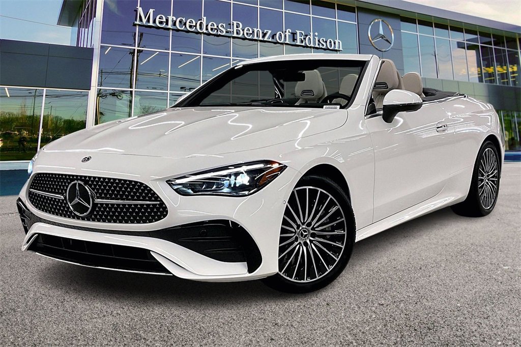 New 2025 Mercedes-Benz CLE 450 4MATIC Cabriolet image 2