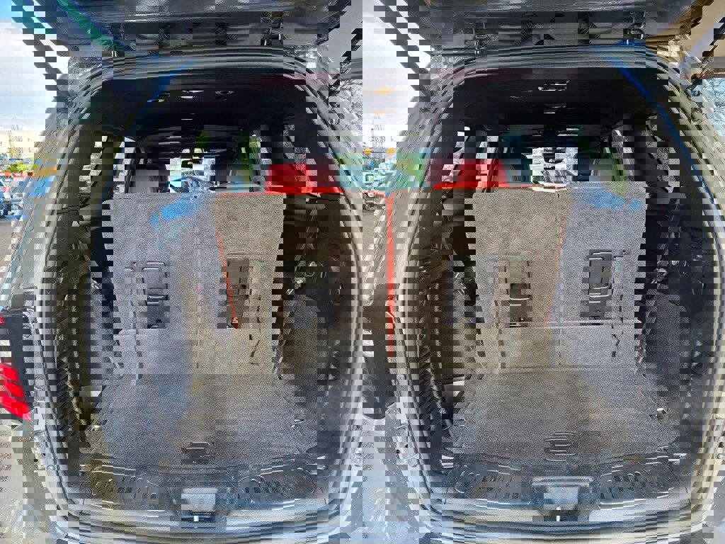 Used 2020 Dodge Durango R/T w/ Technology Group image 25