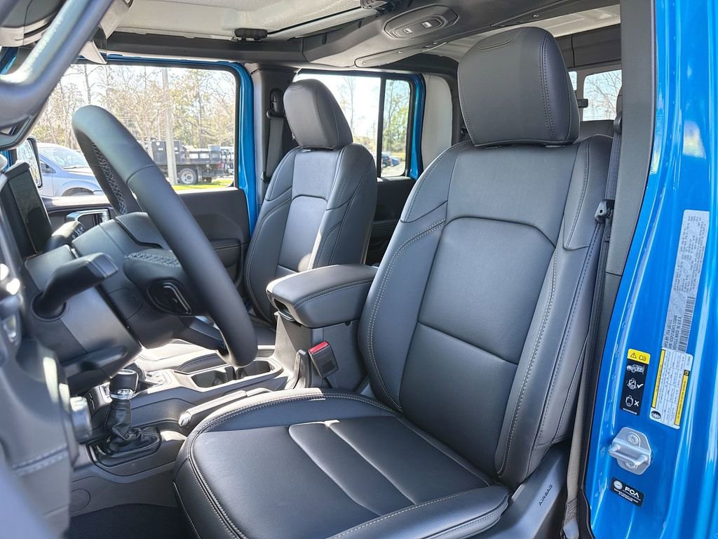 New 2026 Jeep Gladiator Sport image 11