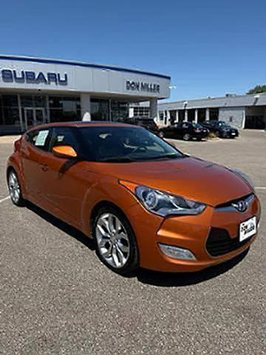 Used 2012 Hyundai Veloster w/ Style Pkg