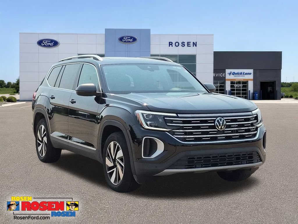 Used 2025 Volkswagen Atlas SEL AWD/4WD image 1
