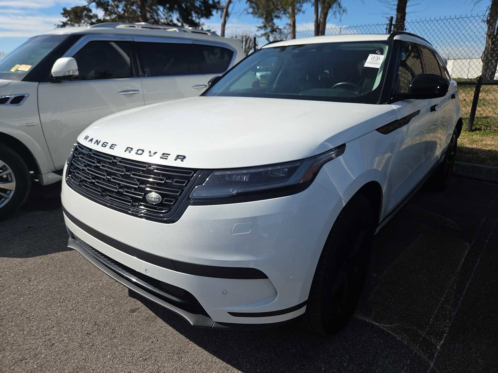 Used 2024 Land Rover Range Rover Velar S image 7