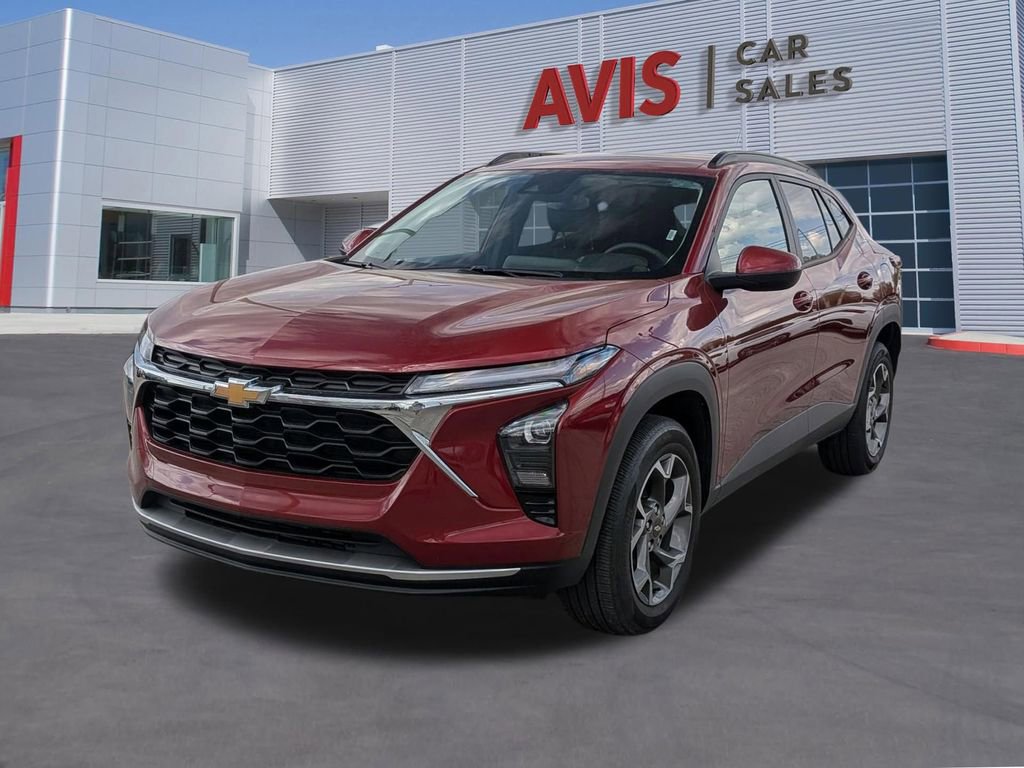 Used 2025 Chevrolet Trax LT