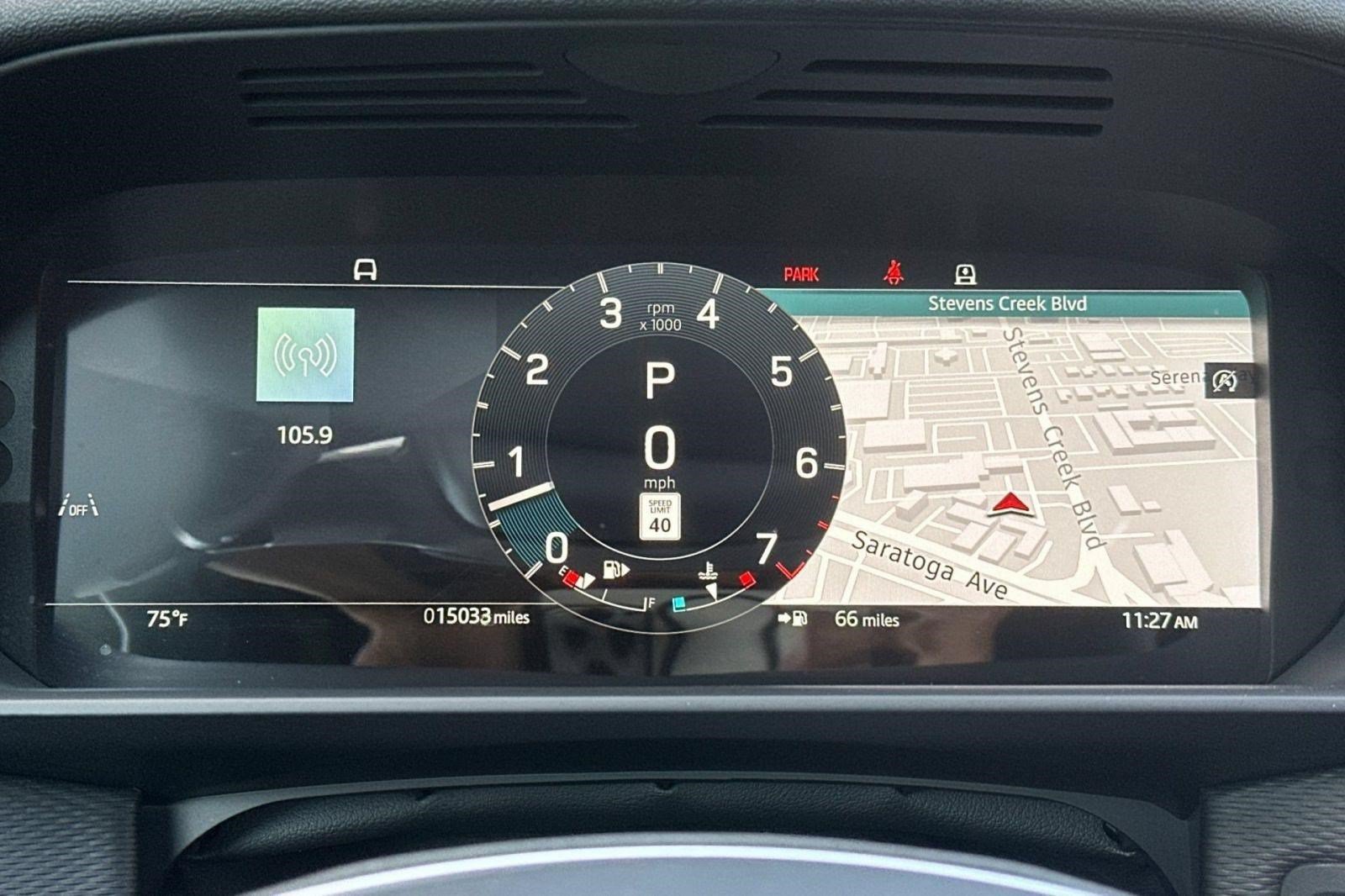 Used 2024 Land Rover Discovery Dynamic SE AWD/4WD image 25
