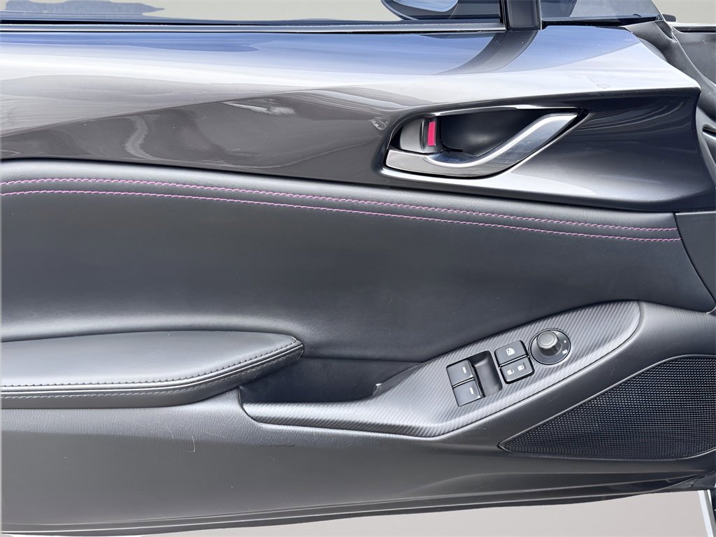 Used 2017 MAZDA MX-5 Miata RF Grand Touring image 28