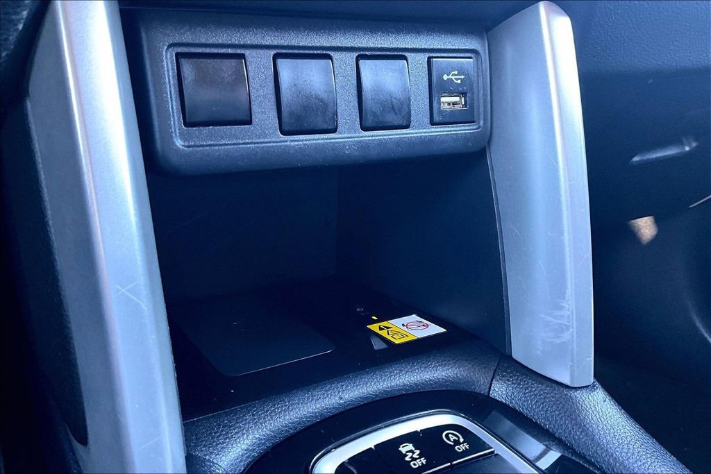 Used 2022 Toyota Corolla Cross LE FWD image 31