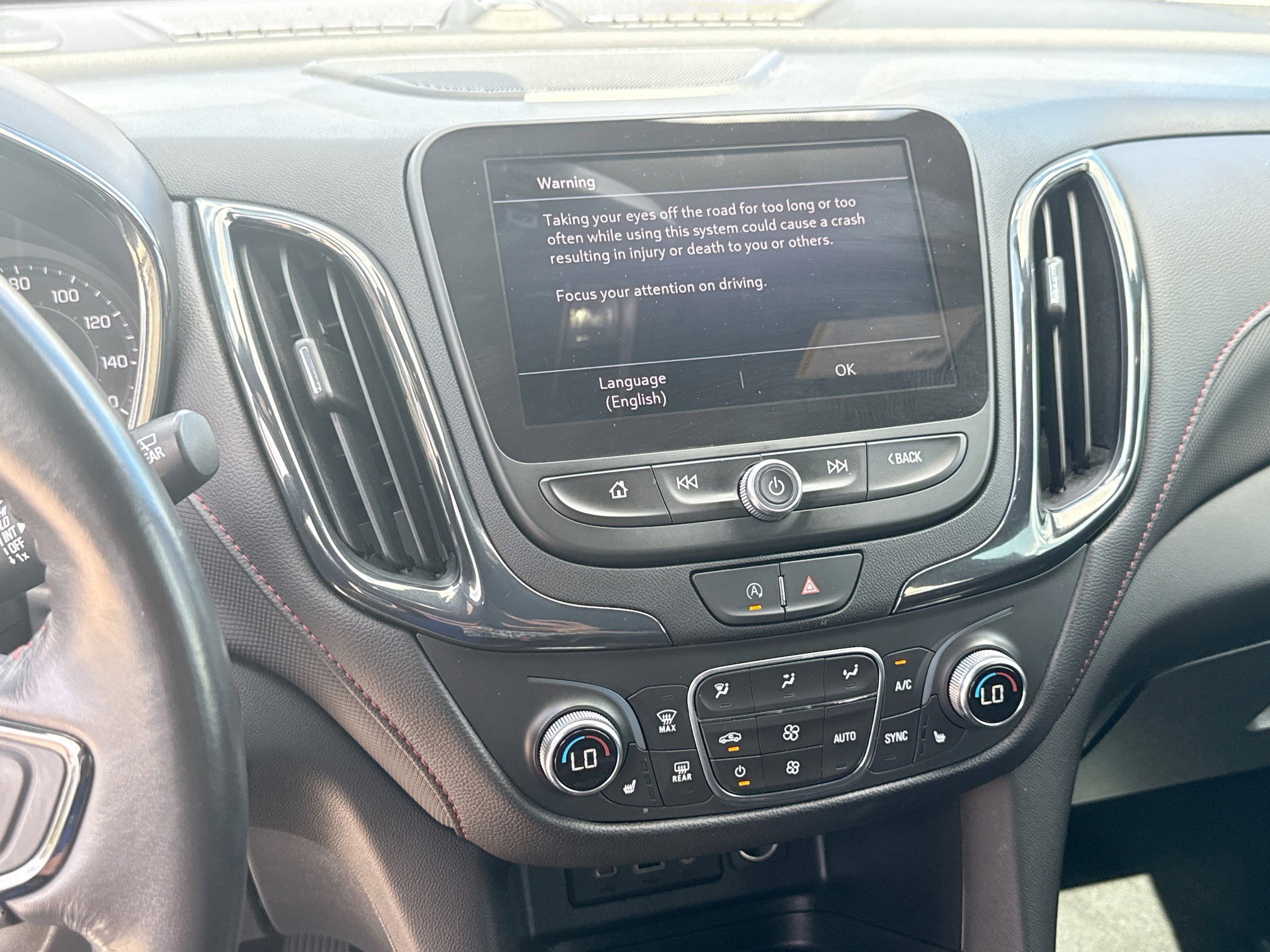 Used 2022 Chevrolet Equinox RS w/ RS Leather Package image 12