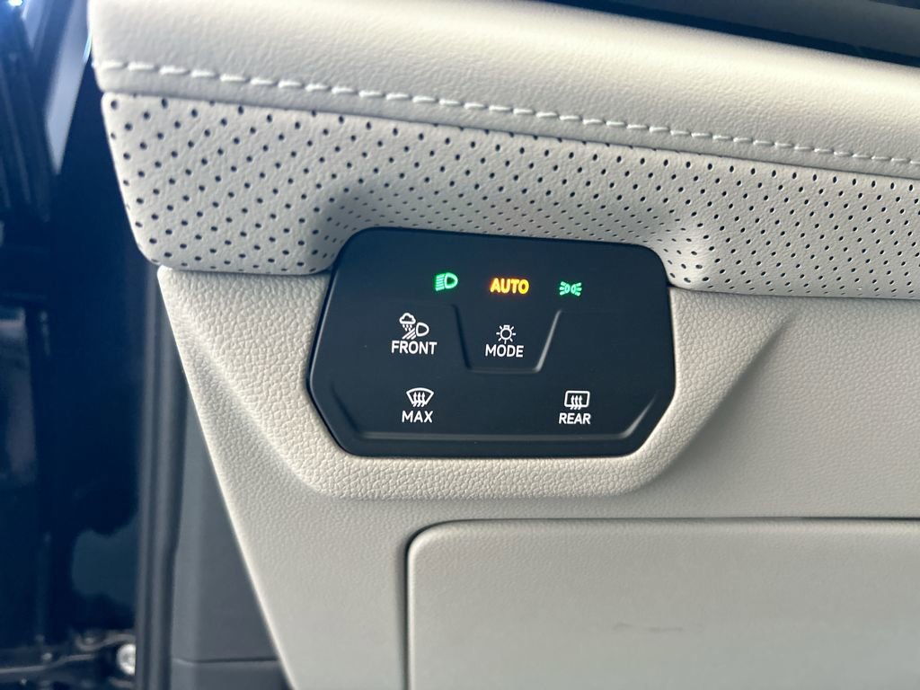 New 2026 Volkswagen Atlas SE image 15