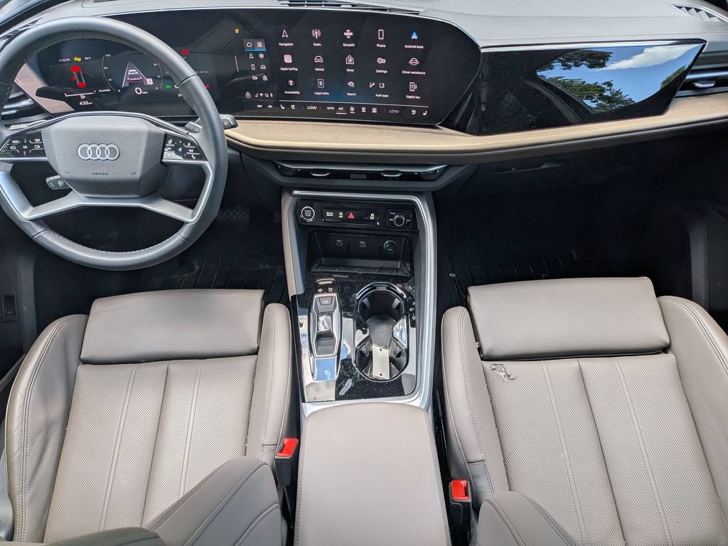 Used 2025 Audi Q5 Premium Plus w/ Premium Plus AWD/4WD image 29