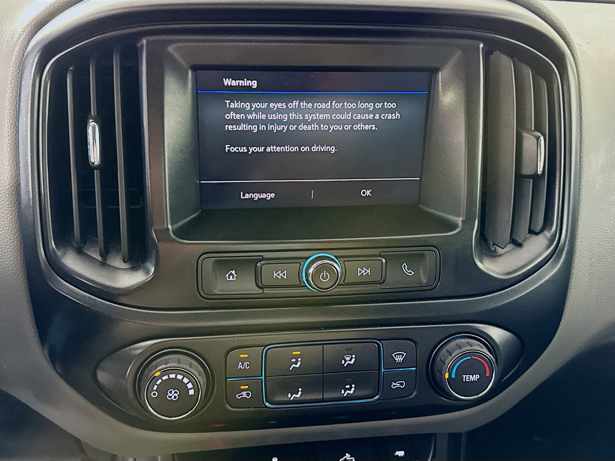 Used 2022 Chevrolet Colorado W/T w/ WT Convenience Package image 17