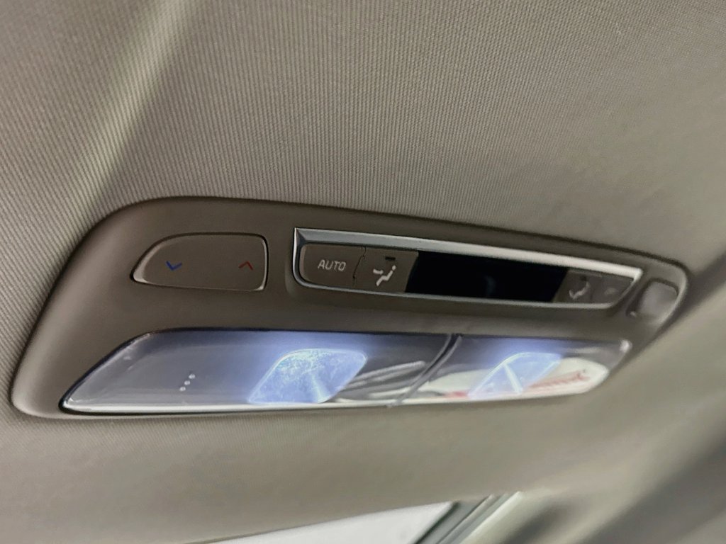 Used 2025 Kia Telluride S FWD image 28