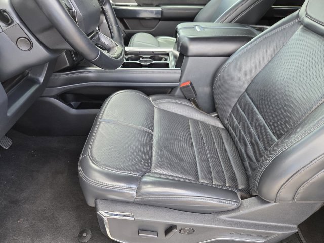 Used 2025 Ford F350 Platinum AWD/4WD image 27