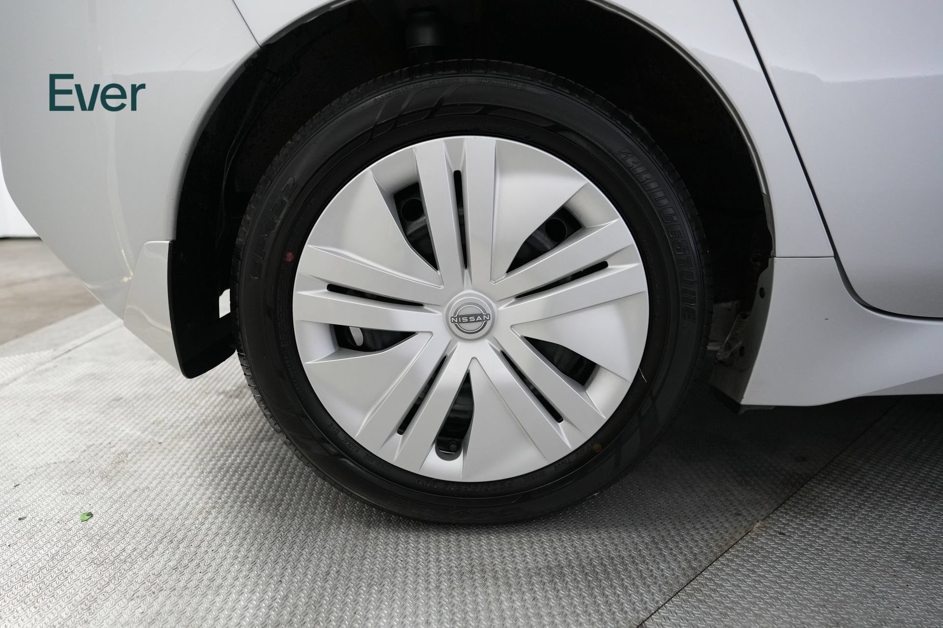Used 2025 Nissan Leaf S FWD image 22