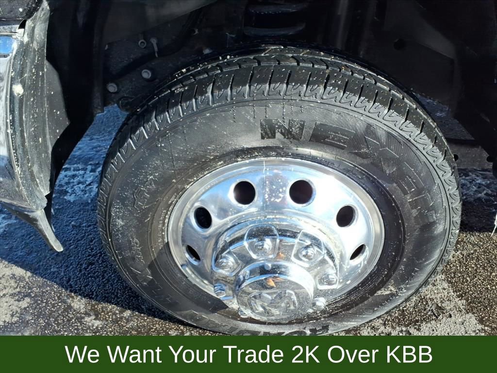 Used 2024 RAM 3500 Laramie image 19