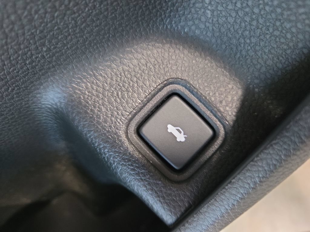 Used 2021 Honda Accord LX image 28