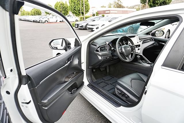 Used 2023 Toyota Camry SE FWD image 33