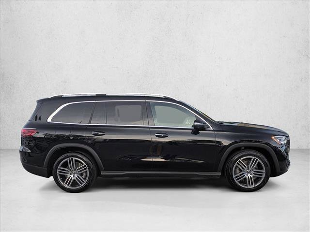 Used 2025 Mercedes-Benz GLS 450 4MATIC image 4
