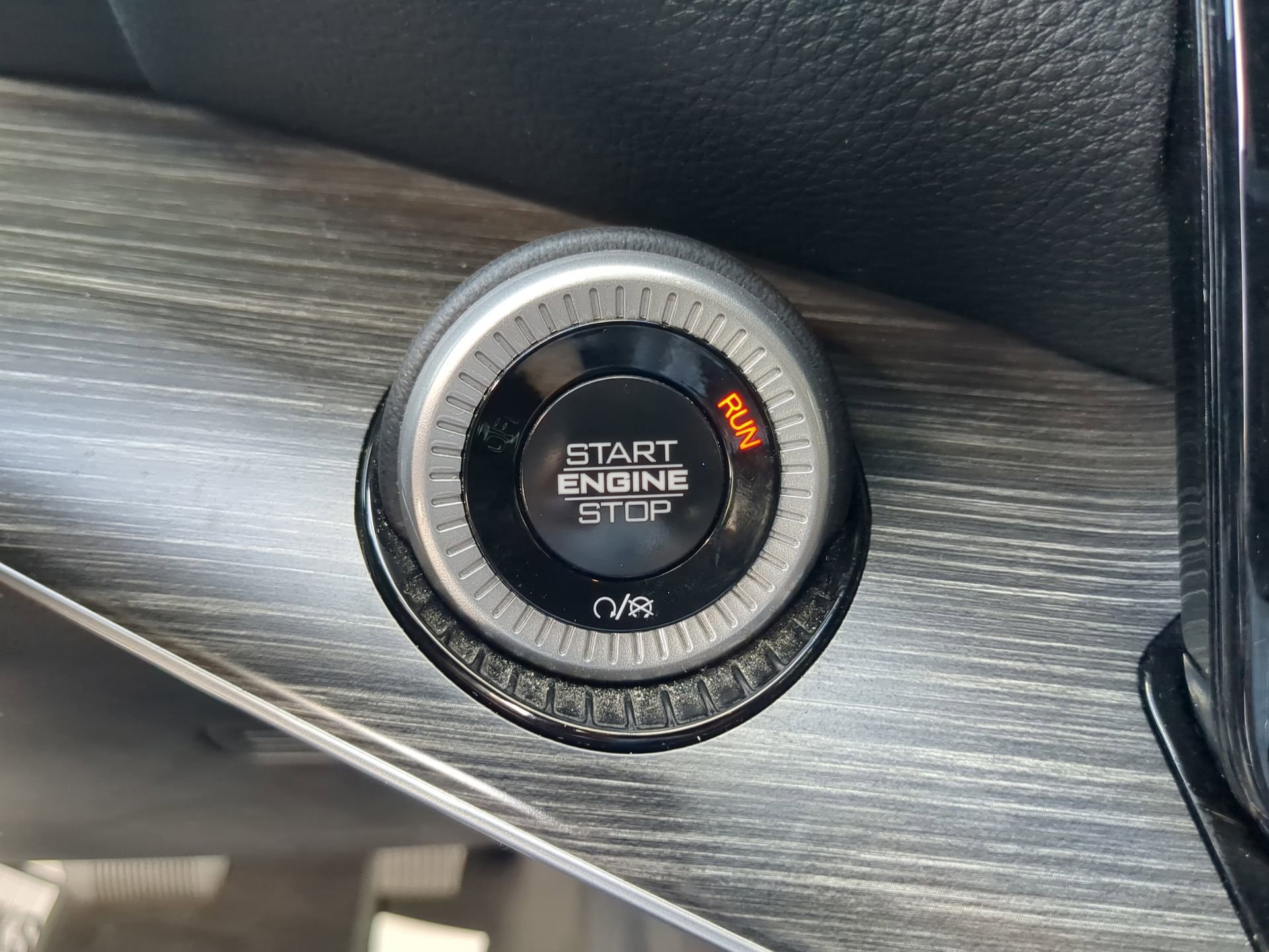 Used 2024 Jeep Wagoneer L Series II w/ Flexible Seating Group AWD/4WD image 62