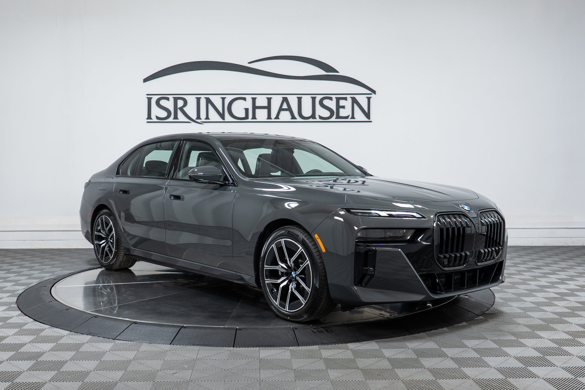 New 2026 BMW 740i xDrive image 3