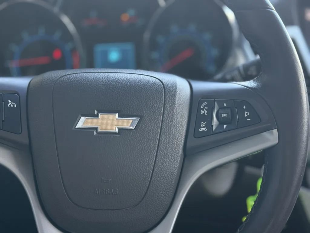 Used 2015 Chevrolet Cruze LT w/ Sun, Sound and Sport Package image 36