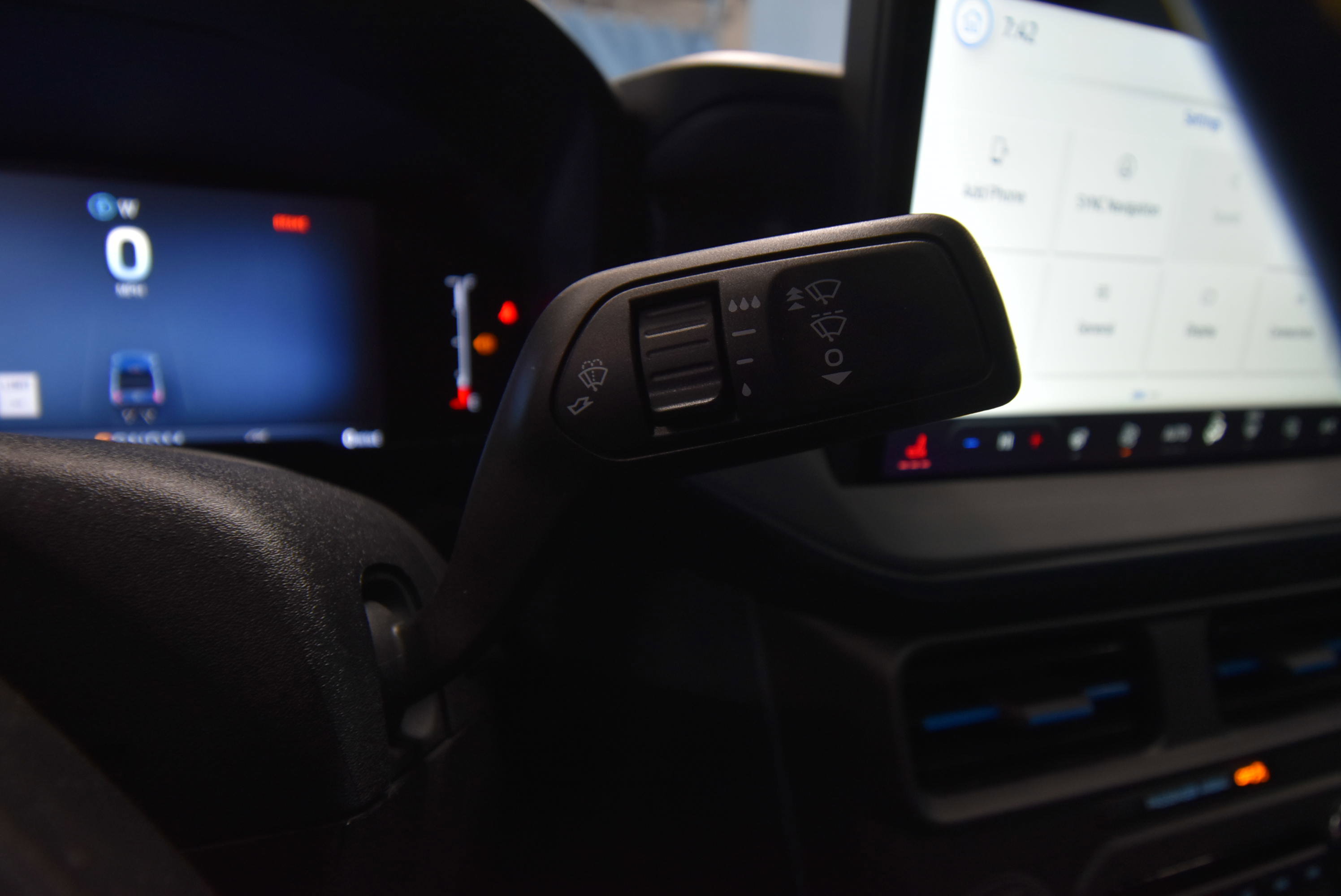 New 2026 Ford Maverick Lobo AWD/4WD image 12