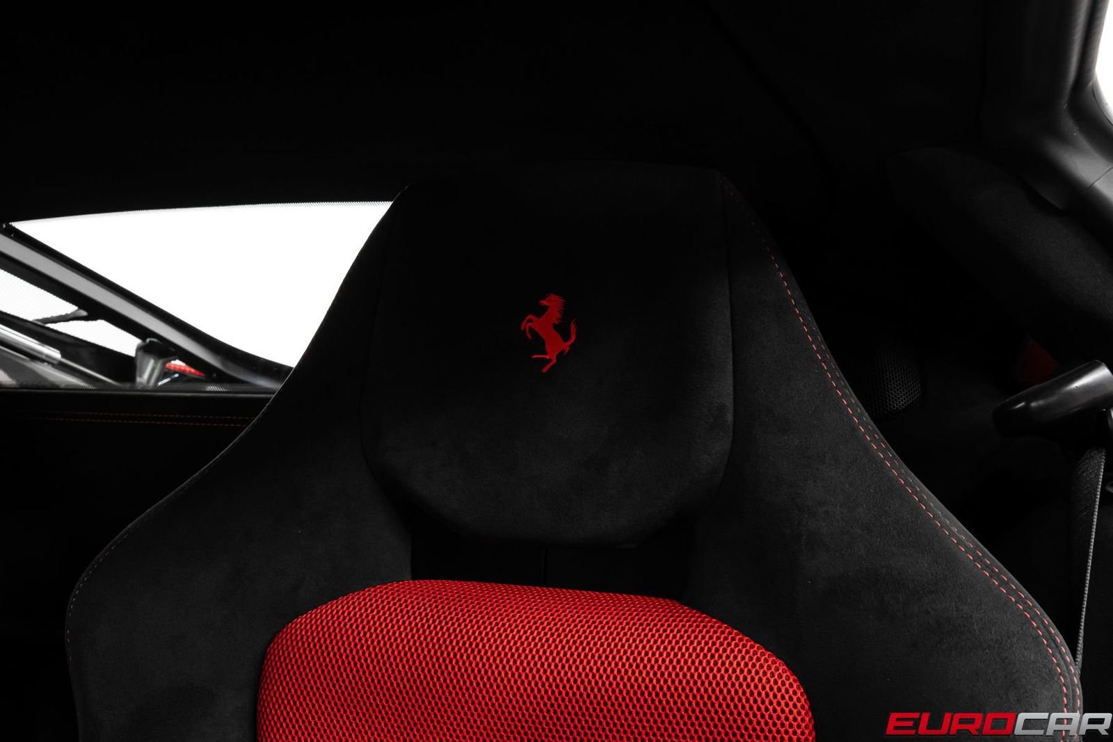 Used 2015 Ferrari 458 Speciale Coupe RWD image 50