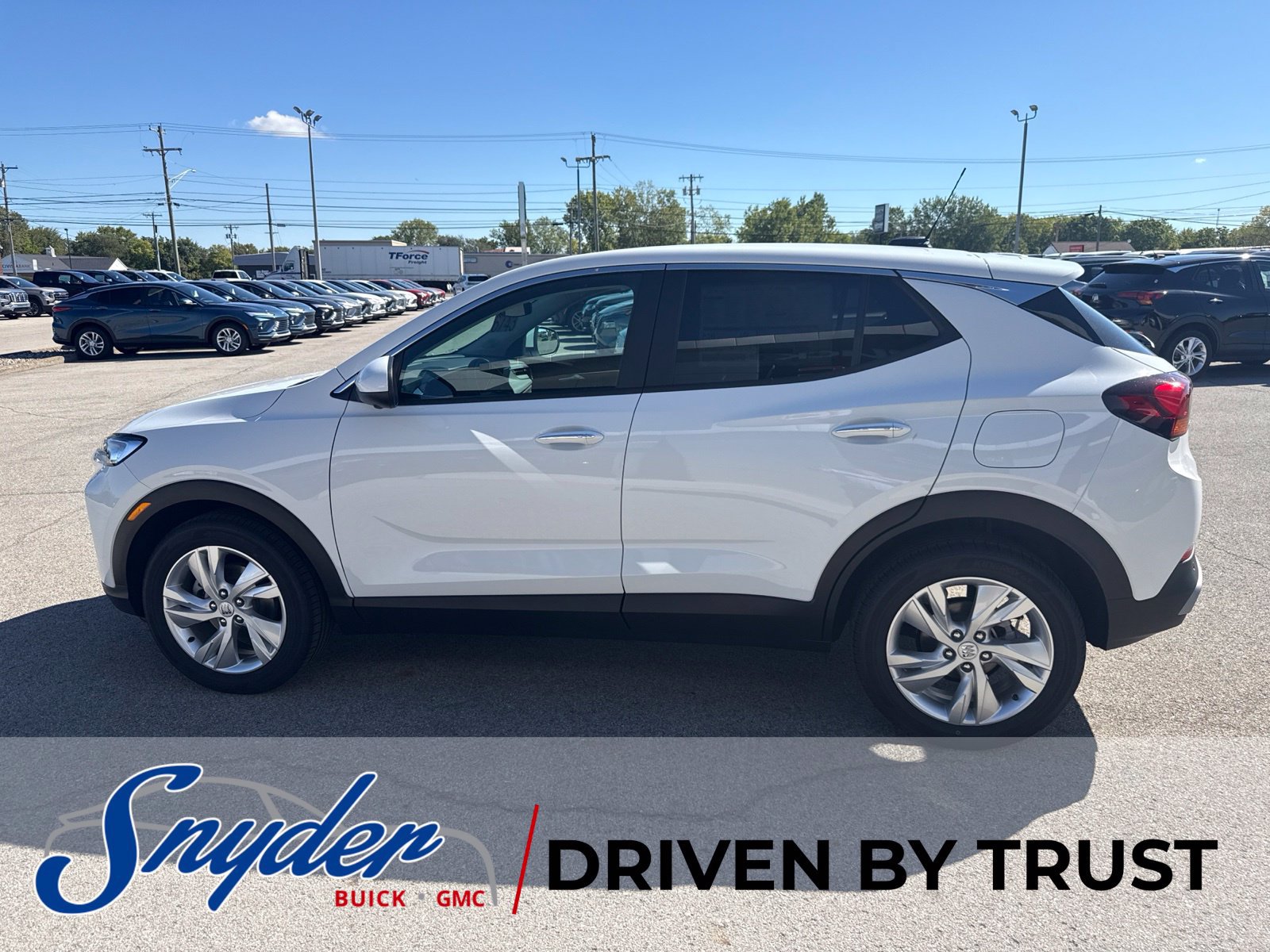 New 2026 Buick Encore GX Preferred w/ Advanced Technology Package FWD image 7