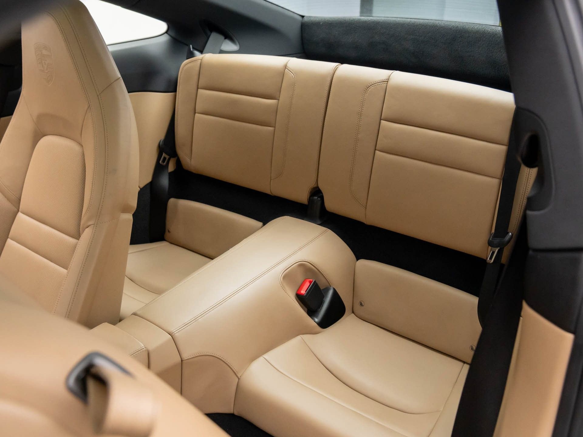 Certified 2020 Porsche 911 Carrera 4S image 18