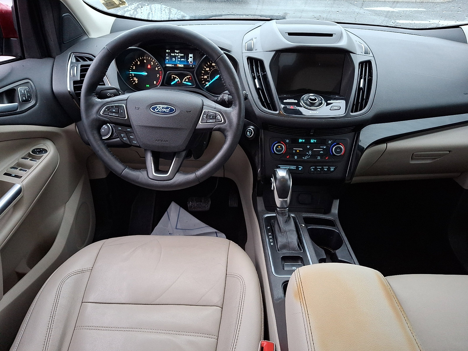 Used 2018 Ford Escape Titanium image 12