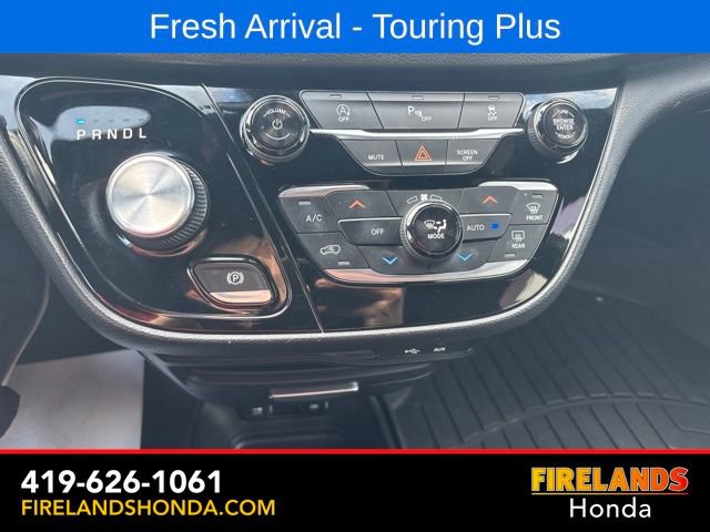 Used 2019 Chrysler Pacifica Touring Plus w/ S Appearance Package FWD image 22
