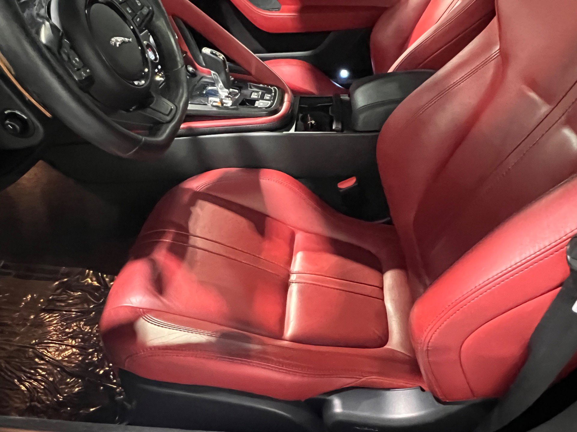 Used 2015 Jaguar F-TYPE S image 20