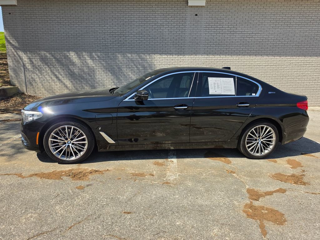 Used 2018 BMW 530e 530e iPerformance image 26