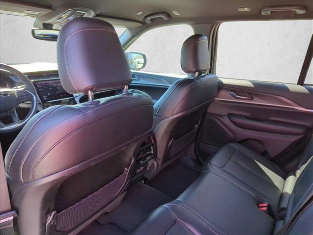 Used 2024 Jeep Grand Cherokee Limited w/ Trailer Tow Package image 18