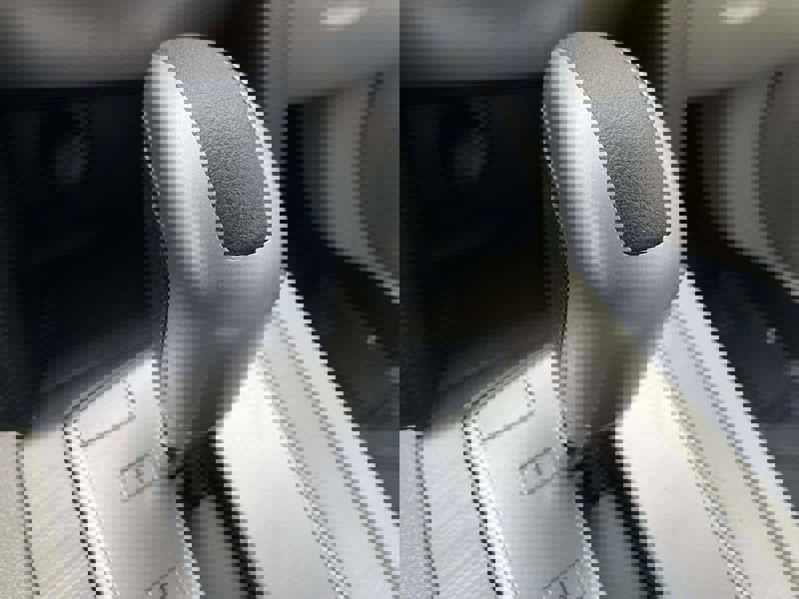 Used 2011 Subaru Outback 2.5i Premium image 21