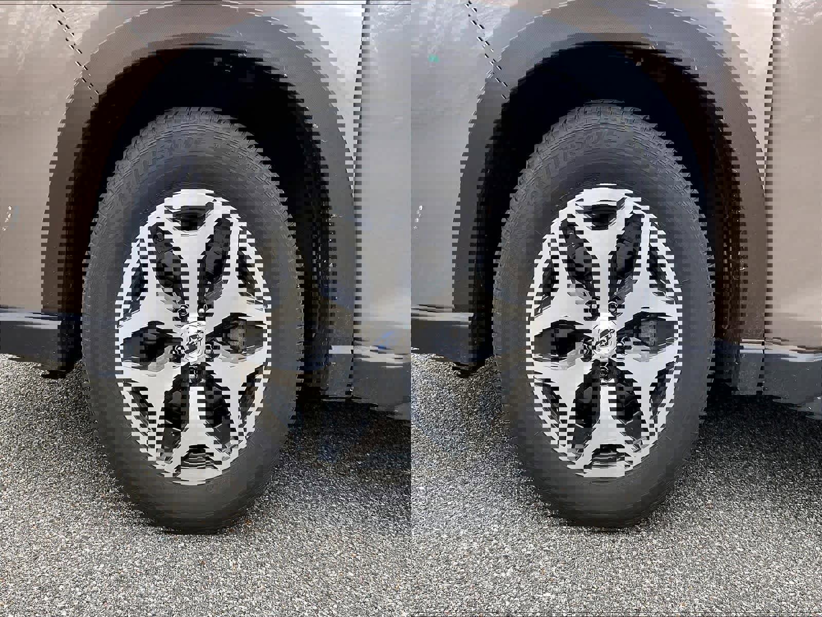 Used 2024 Subaru Forester Premium image 7