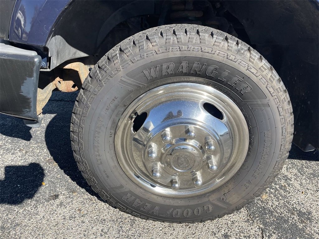 Used 2008 Ford F350 XL image 5