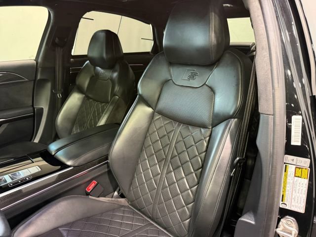 Used 2020 Audi S8 L image 22