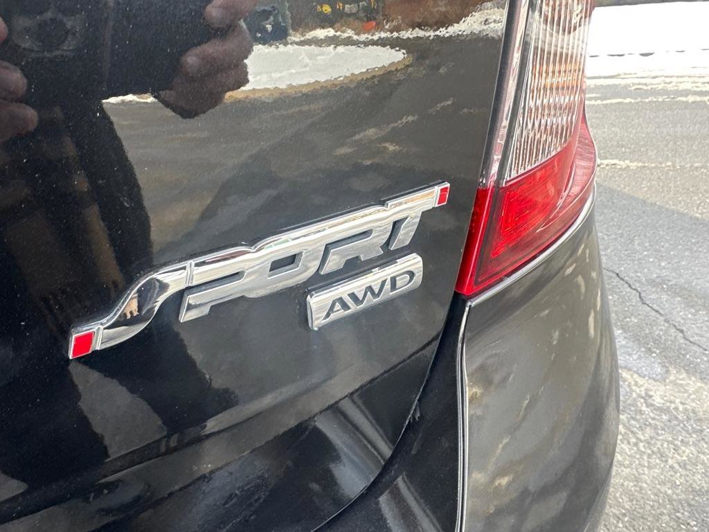 Used 2013 Ford Edge Sport w/ Driver Entry Pkg image 21