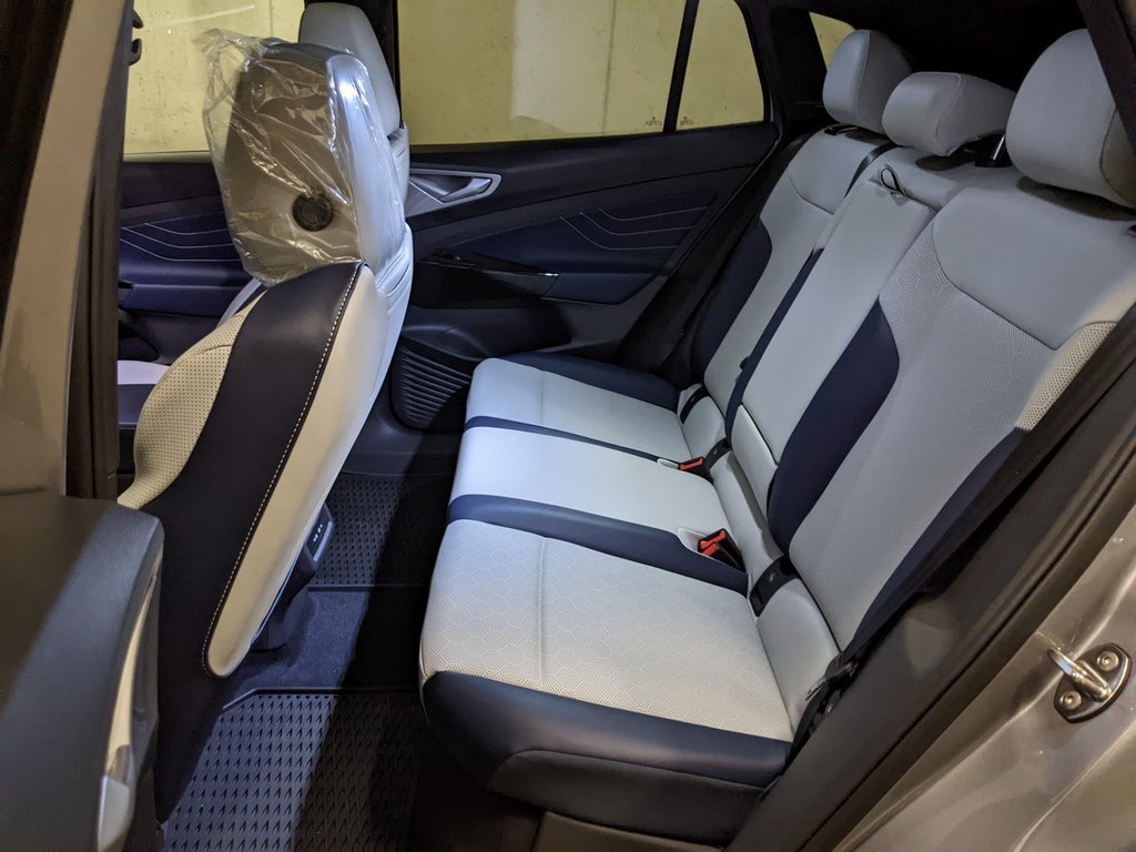 New 2025 Volkswagen ID.4 Pro S image 23