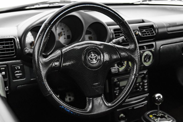 Used 2002 Toyota MR2 AUTOMATIC LEATHER SEATS CRUISE image 13