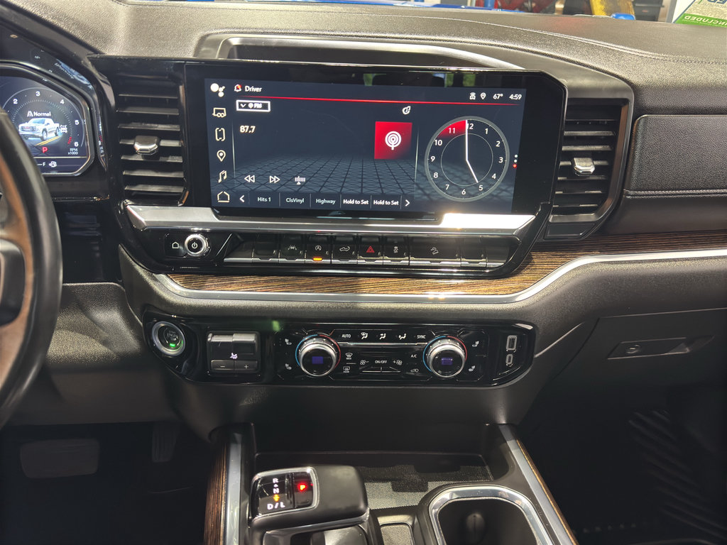 Used 2024 GMC Sierra 1500 Elevation w/ Preferred Package AWD/4WD image 31